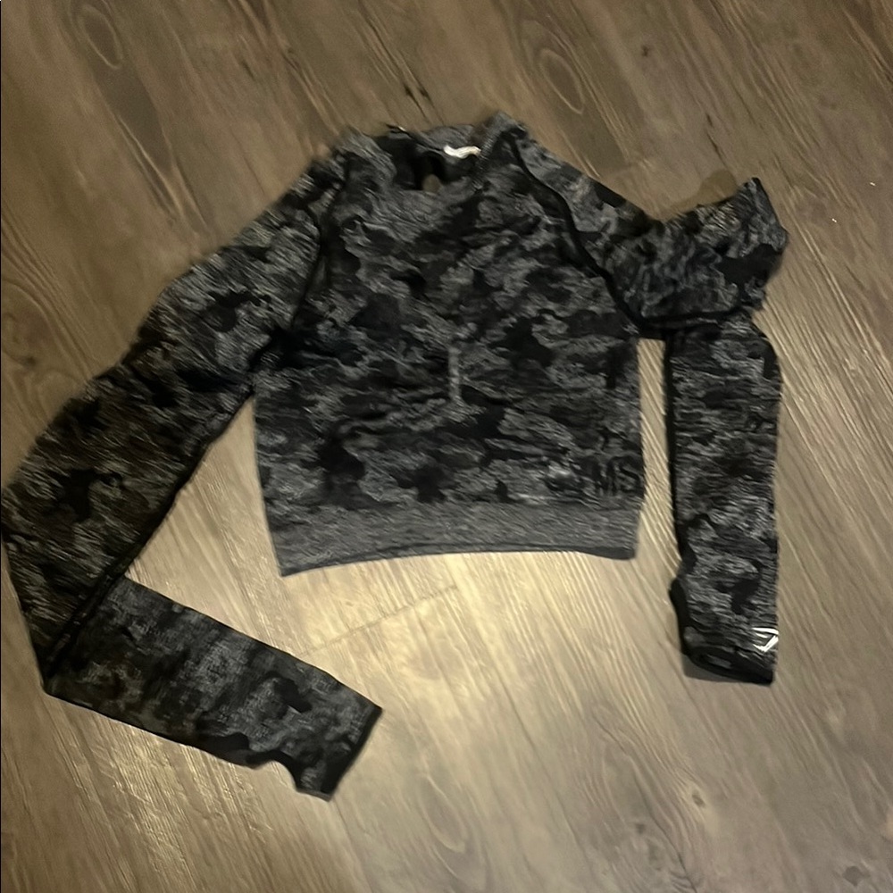 Gymshark Black Camouflage Off-the-Shoulder Sweater